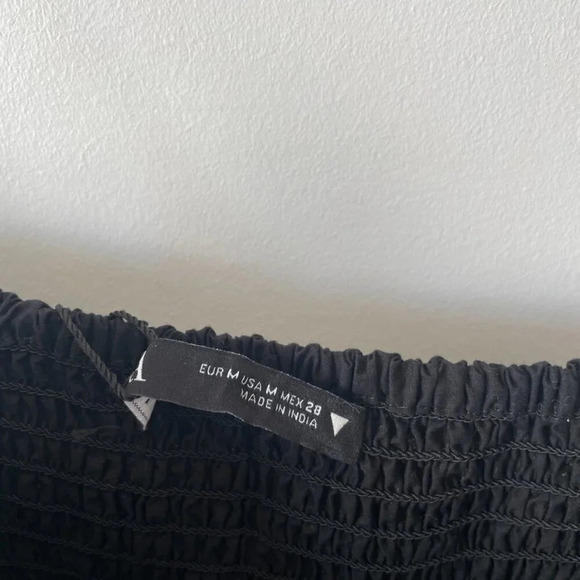 Zara V-Neck Embroidered Floral Poplin Dress Black White NWT Size Medium - Picture 7 of 8